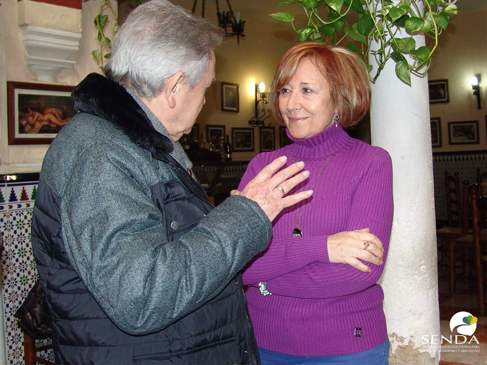 entrega donativo Casa del Valle de los Pedroches Fundacion Senda Casa de Familia
